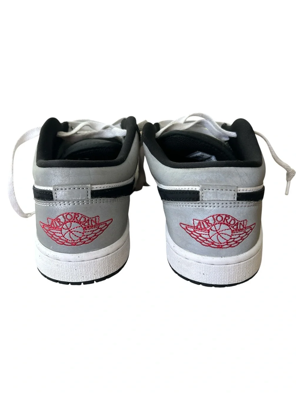 Nike Jordan 1 Mid size 7.5